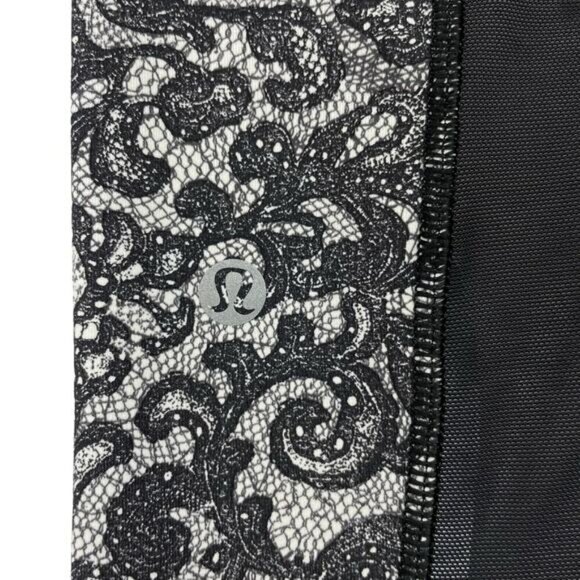 LULULEMON Outrun 17" Crop Sz 4 Mini Cinder Lace White Black - Picture 12 of 13